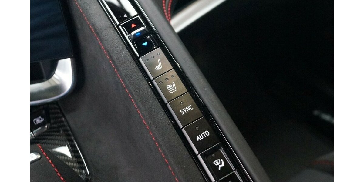 Corvette C8 Coupe 3LT Z51 Europa +Lift+Magnetic Ride+ 17.000 km 99.990 &euro; Jaderberg 26349