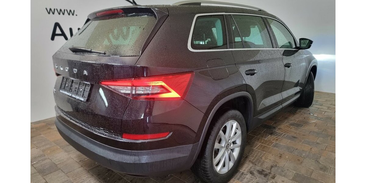 Skoda Kodiaq Style DSG LED AHK Leder Memory 7-Sitzer 116.400 km 28.900 &euro; Garrel 49681