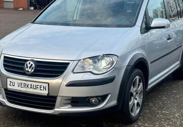 VW Touran 198.500 km 4.499 &euro; Delmenhorst 27751