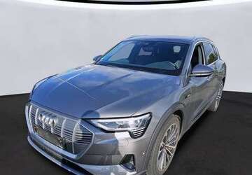 Audi e-tron 44.300 km 26.990 &euro; Rastede/ Wahnbek 26180