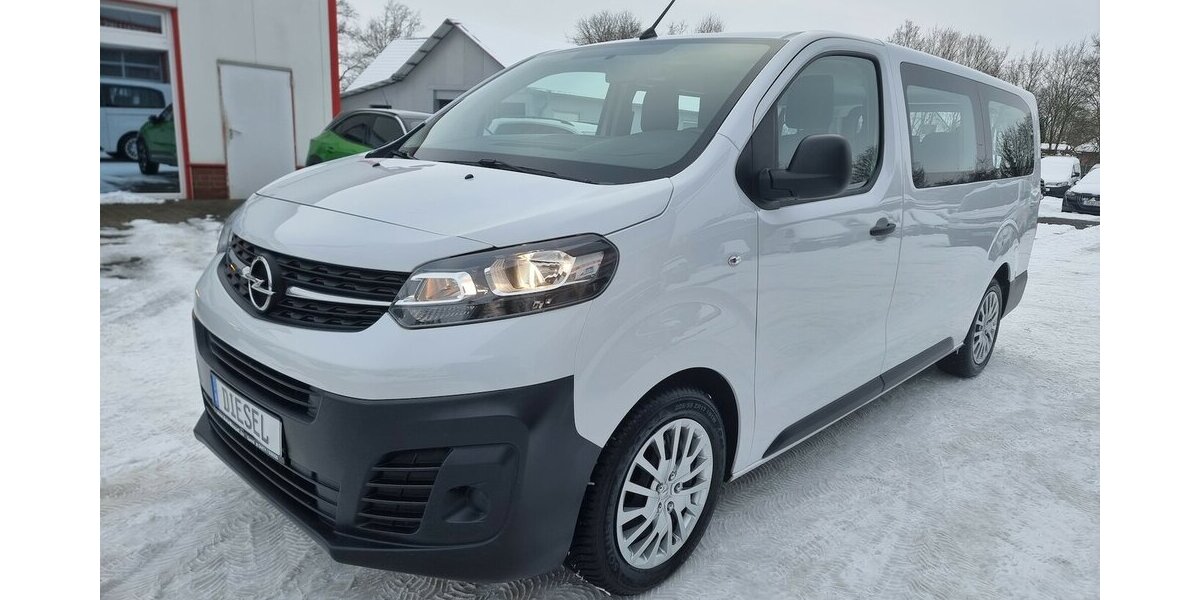 Opel Zafira Life Edition M Vivaro 9-Sitzer Automatik 87.900 km 27.900 &euro; Garrel 49681