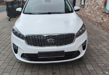Kia Sorento 129.000 km 21.900 &euro; Oldenburg 26121