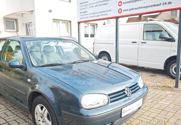 VW Golf 70.121 km 2.990 &euro; Delmenhorst 27751