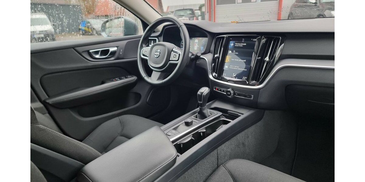 Volvo V60 LED ACC Spur Klima Navi Scheckheft 95.600 km 23.500 &euro; Garrel 49681