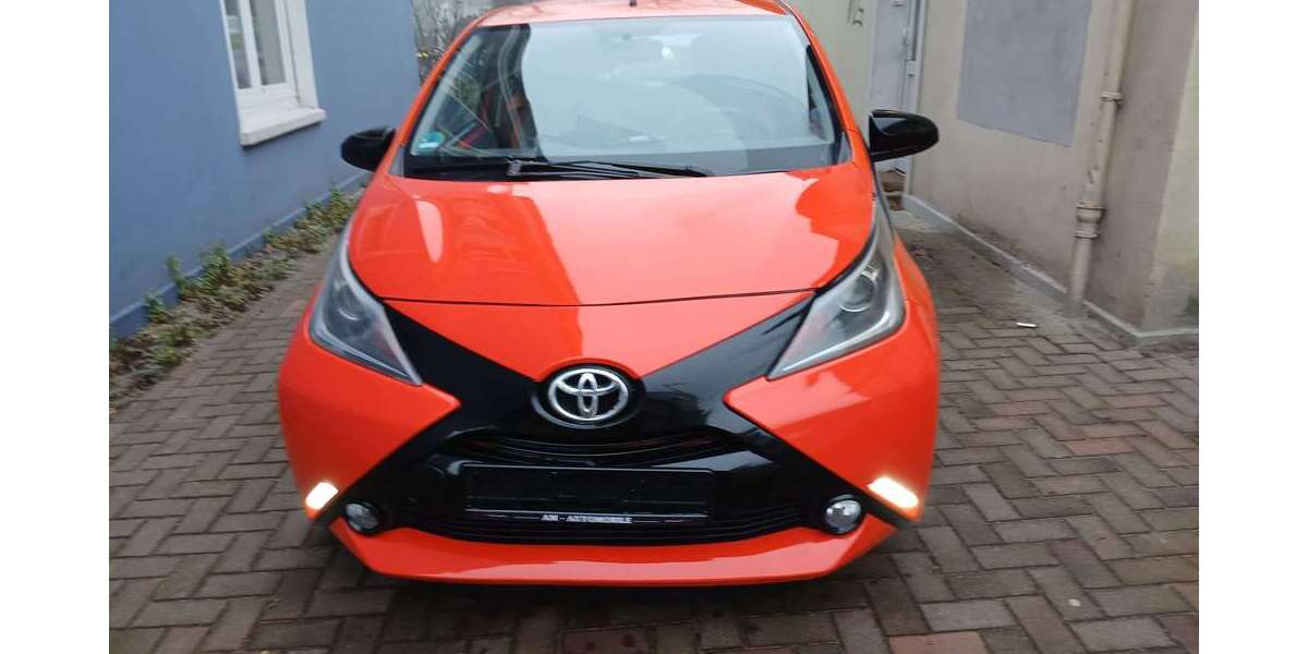 Toyota Aygo 131.700 km 5.990 &euro; Oldenburg 26122