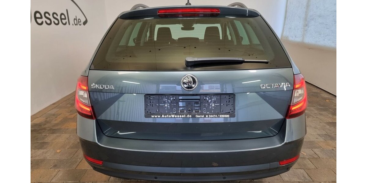 Skoda Octavia Ambition DSG Navi Klima Tempomat Kamera 67.200 km 18.450 &euro; Garrel 49681