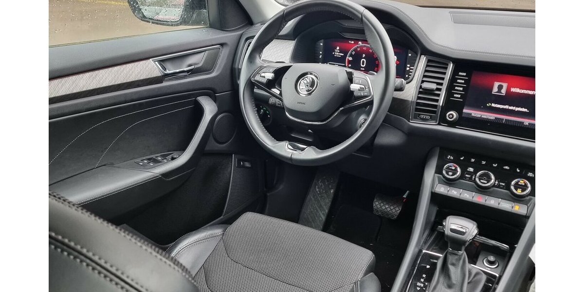 Skoda Kodiaq Style LED ACC AHK Memory Kamera Keyless 66.900 km 36.900 &euro; Garrel 49681