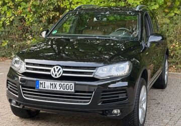 VW Touareg 220.000 km 13.870 &euro; Oldenburg 26131