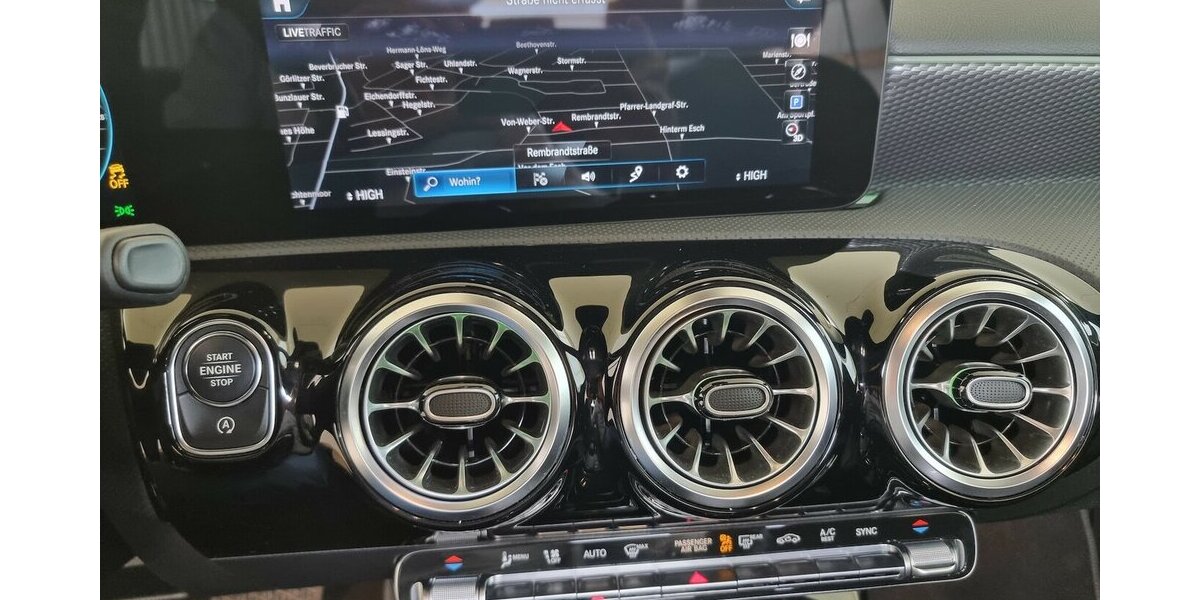 Mercedes-Benz A 220 d Progressive LED ACC AHK Kamera Keyless 41.300 km 29.999 &euro; Garrel 49681