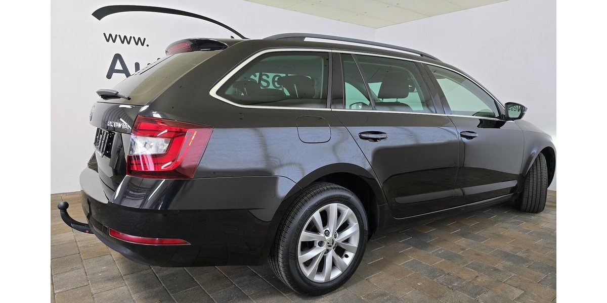 Skoda Octavia Amb. DSG LED ACC AHK Navi Klima Kamera 94.800 km 18.450 &euro; Garrel 49681