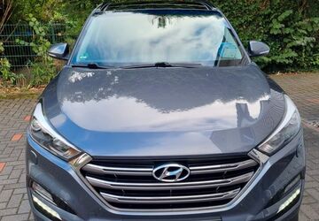 Hyundai TUCSON 130.000 km 13.500 &euro; Oldenburg 26127