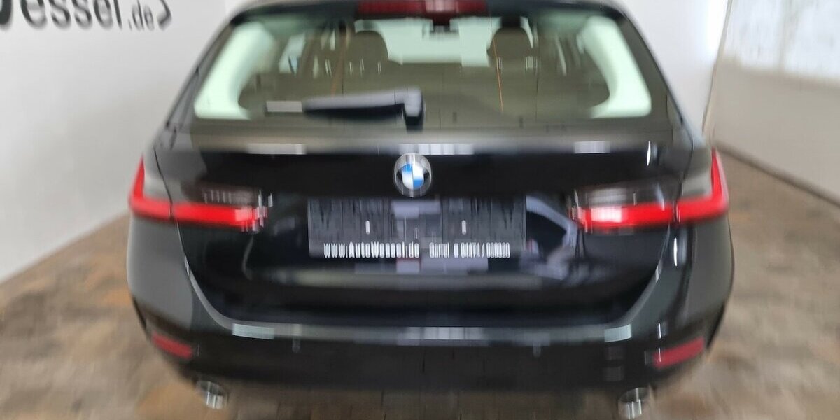 BMW 320d xDrive Sport Line LED AHK Spur Kamera Pano 86.800 km 27.450 &euro; Garrel 49681